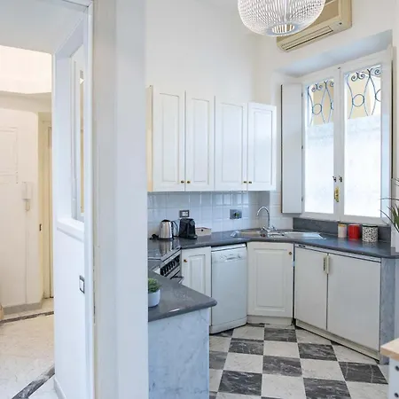 Easytopstay - Colonna Gæstehus Rom